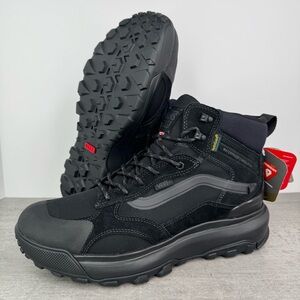 Vans MTE Crestline Waterproof Hiking/Winter Boots - Blackout - Men's Size 11.5